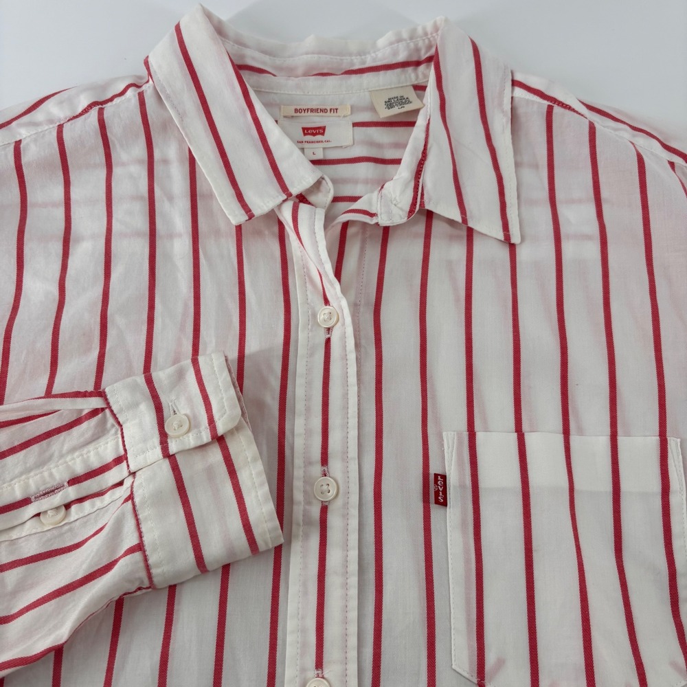 Levi's Button Down Shirt Womens L Red White Striped Boyfriend Fit Cotton Pocket